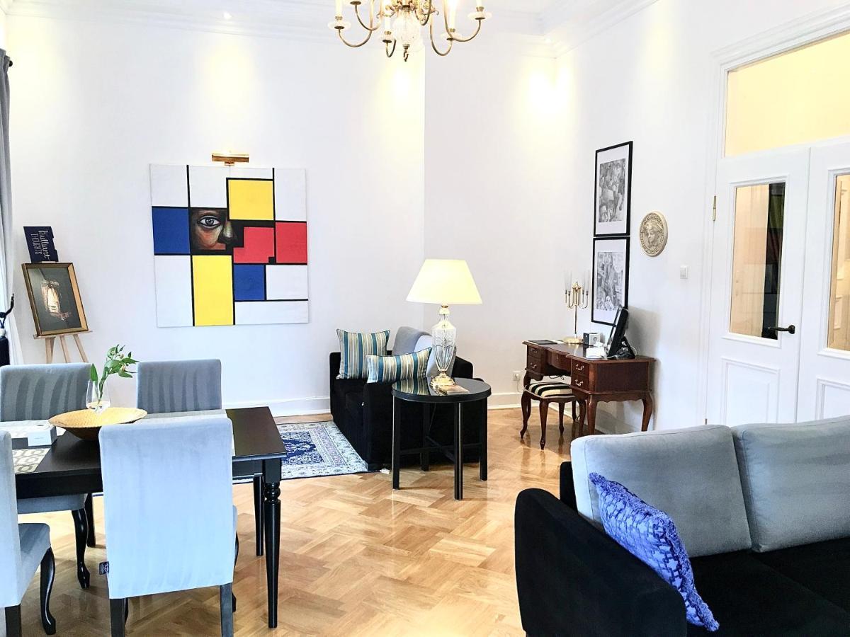 Mondrian Luxury Suites & Apartments Old Town Warsaw Luaran gambar