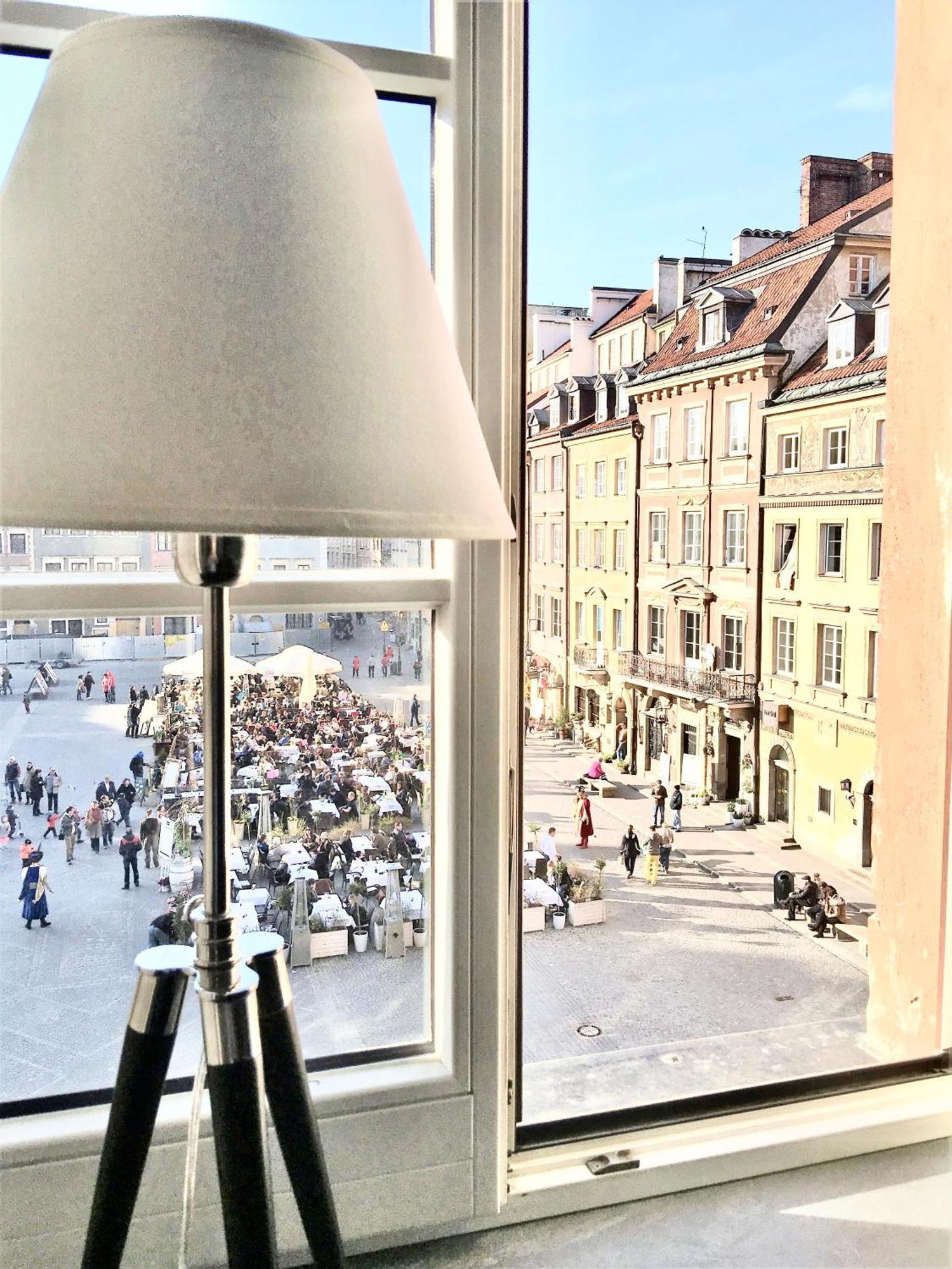 Mondrian Luxury Suites & Apartments Old Town Warsaw Bilik gambar