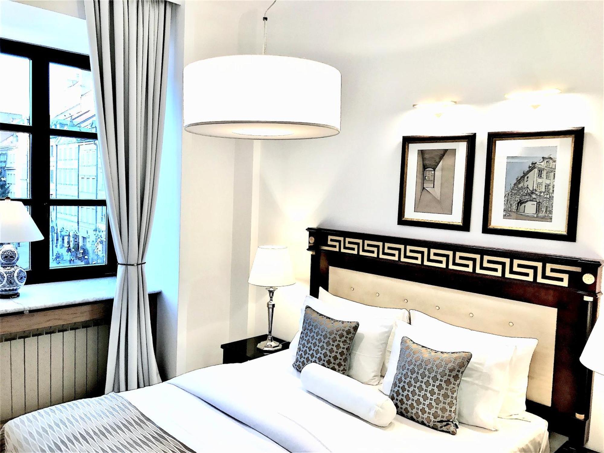 Mondrian Luxury Suites & Apartments Old Town Warsaw Bilik gambar