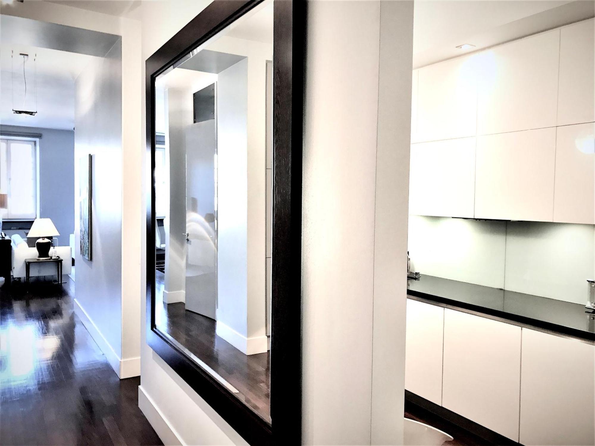 Mondrian Luxury Suites & Apartments Old Town Warsaw Bilik gambar