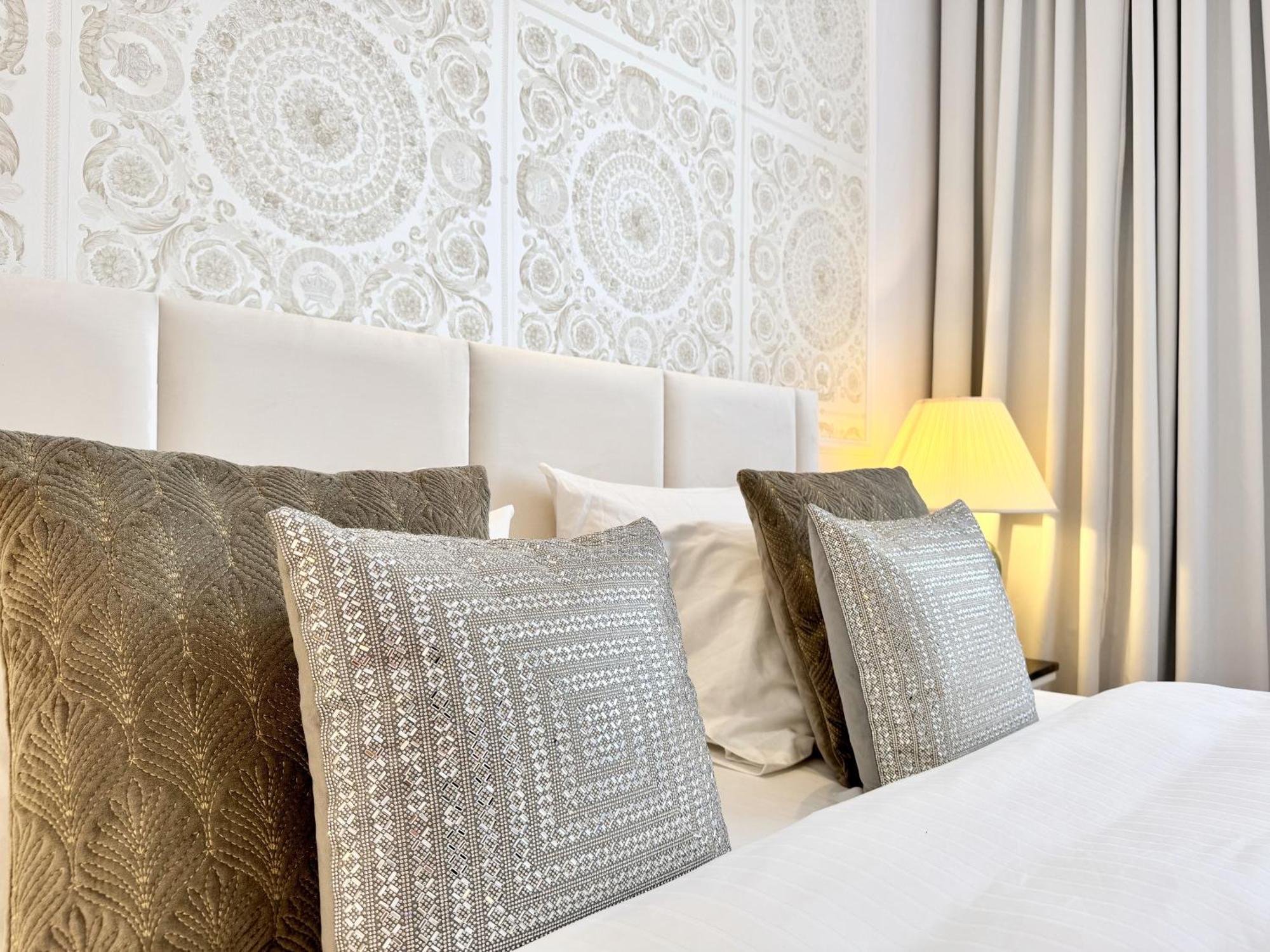 Mondrian Luxury Suites & Apartments Old Town Warsaw Luaran gambar