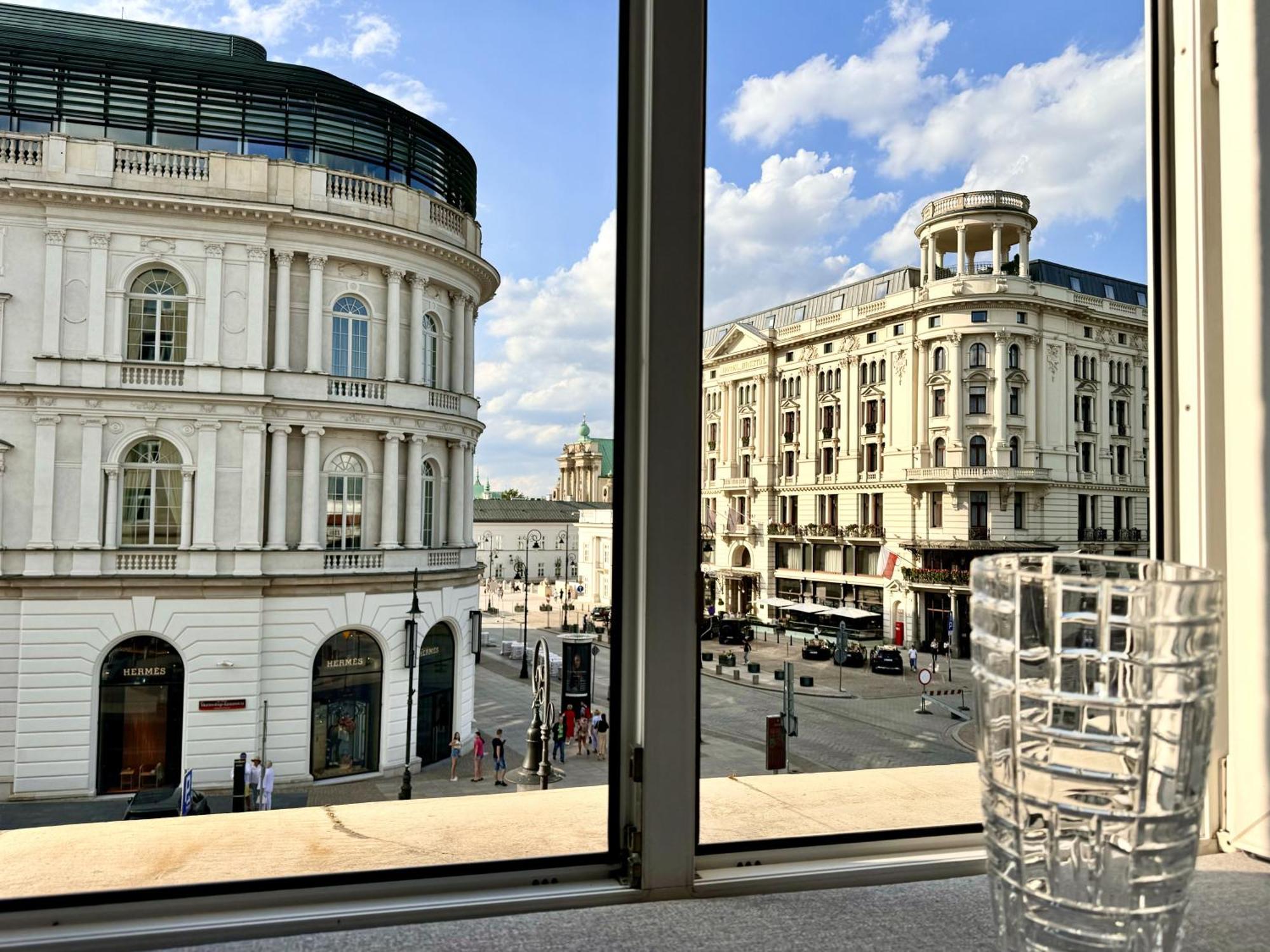 Mondrian Luxury Suites & Apartments Old Town Warsaw Bilik gambar