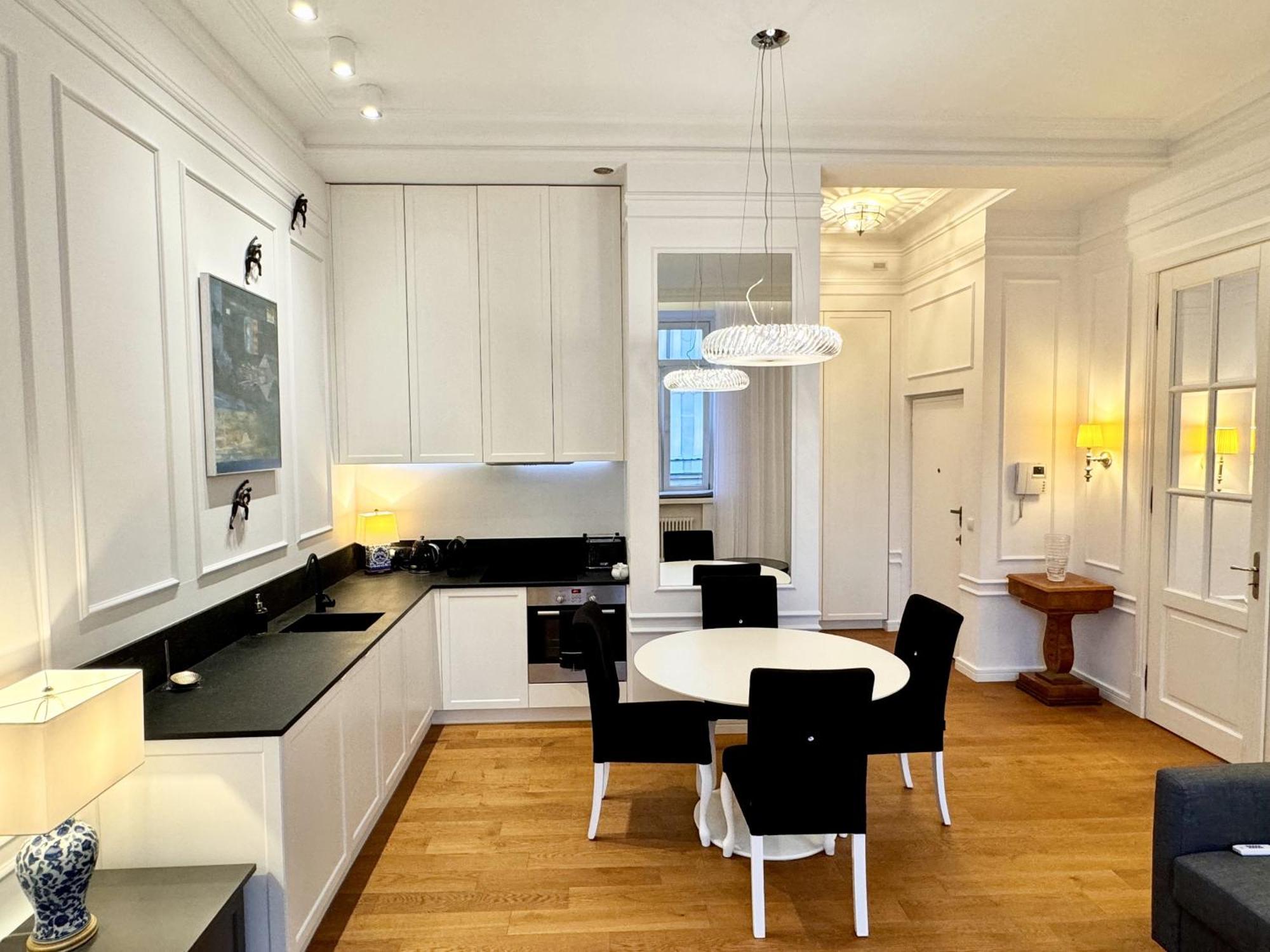 Mondrian Luxury Suites & Apartments Old Town Warsaw Luaran gambar